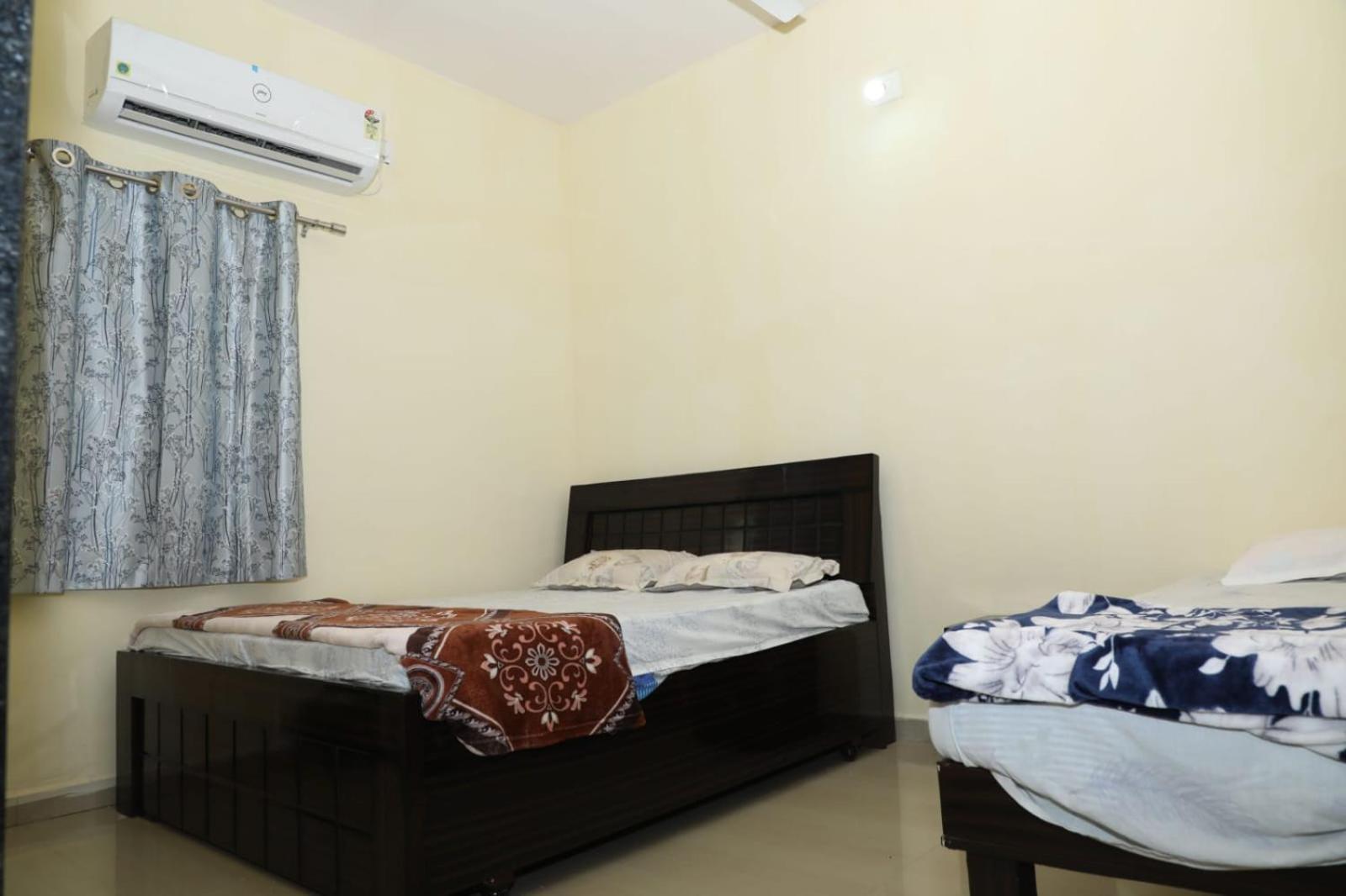 Aradhya Prime Home Stay Garudeshwar Exteriér fotografie